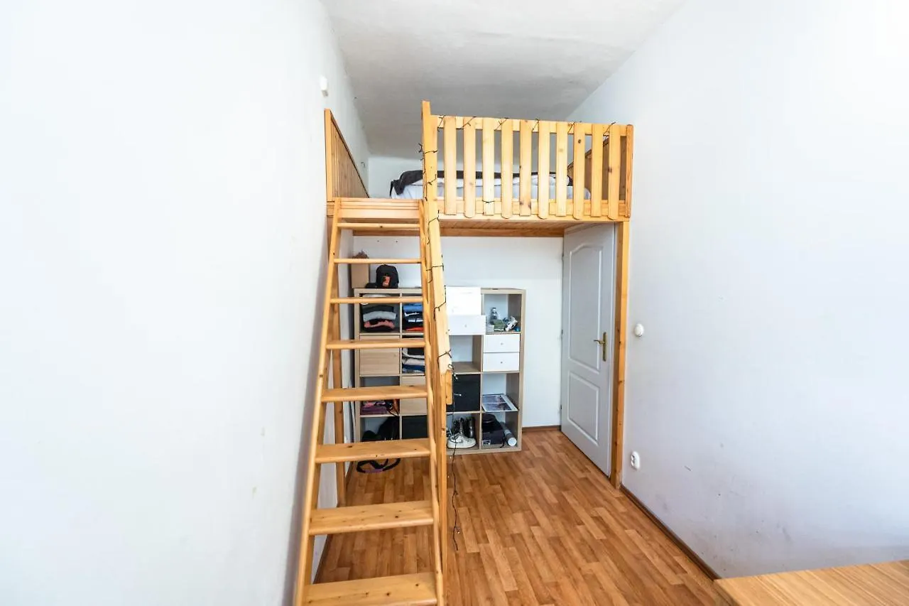 Apartment Lublanska 48 Praga