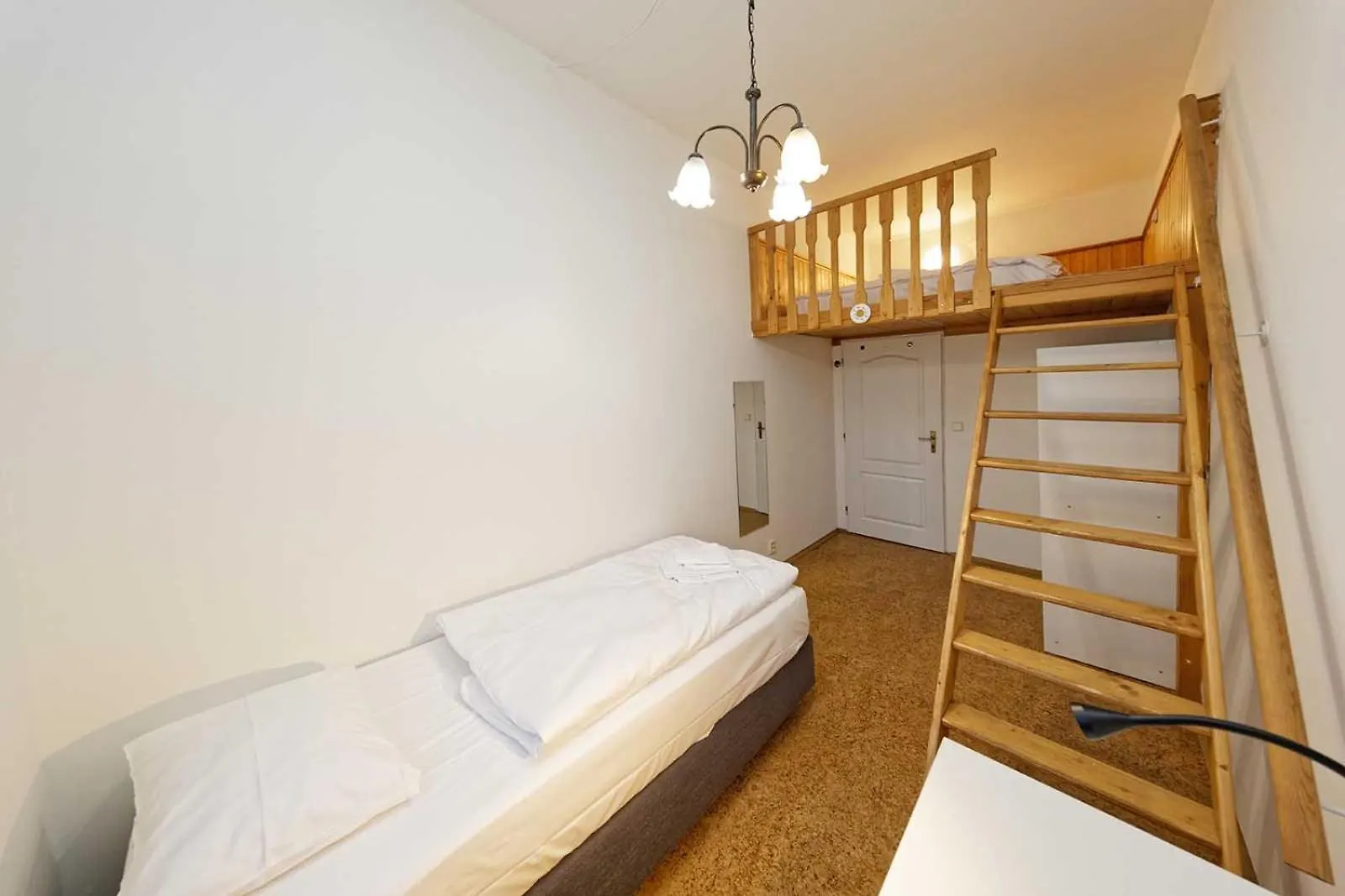 Apartment Lublanska 48 Praga