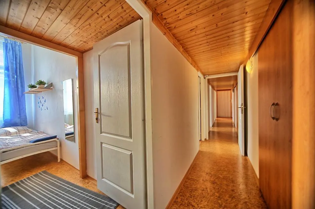 Apartment Lublanska 48 Praga Czechy
